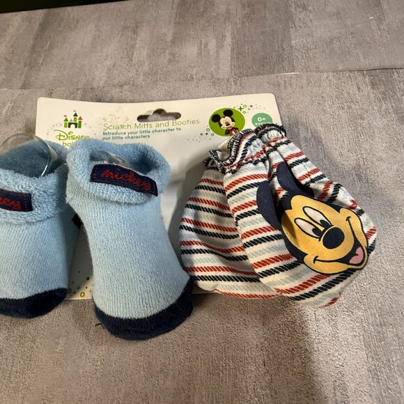 NWT Infant Disney Baby Scratch Mittens & Booties - Picture 2 of 5
